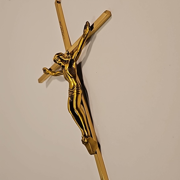 Holy Spiritual Religious Crucifix Cross in Bronze & Brass Finish (#5) - Picture 6 of 12